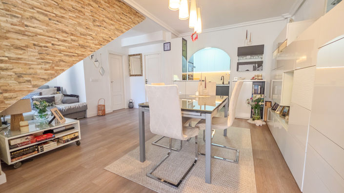 Image No.5-2 Bed Quad for sale