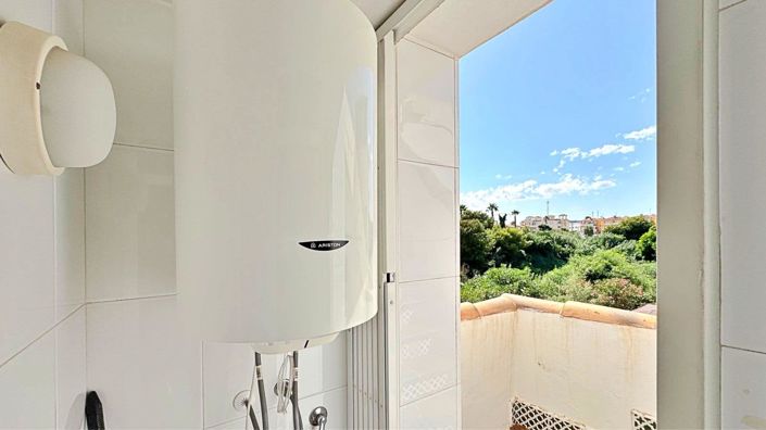 Image No.24-2 Bed Apartment for sale