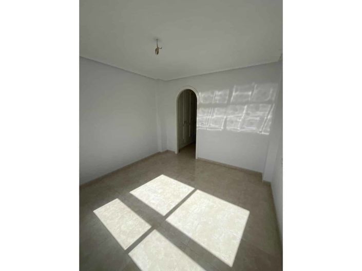 Image No.27-2 Bed Apartment for sale