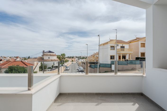 Image No.22-3 Bed Villa for sale