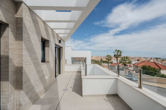 Image No.23-3 Bed Villa for sale
