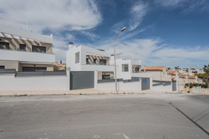 Image No.36-3 Bed Villa for sale