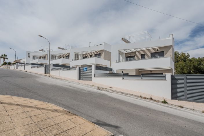 Image No.37-3 Bed Villa for sale