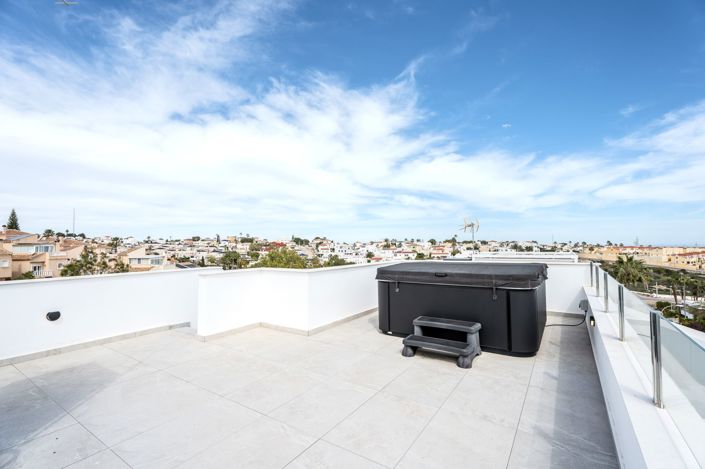 Image No.39-3 Bed Villa for sale