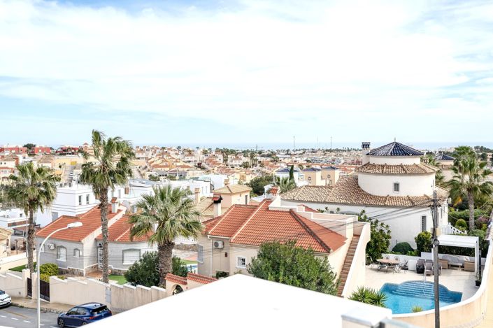 Image No.41-3 Bed Villa for sale