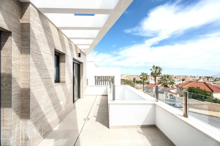 Image No.44-3 Bed Villa for sale