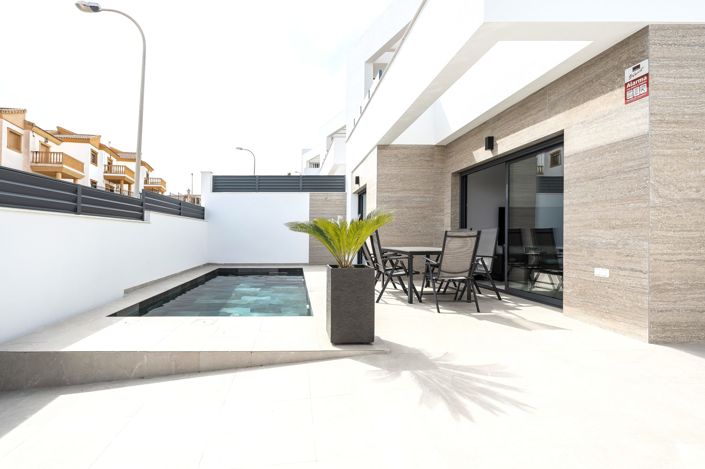 Image No.46-3 Bed Villa for sale