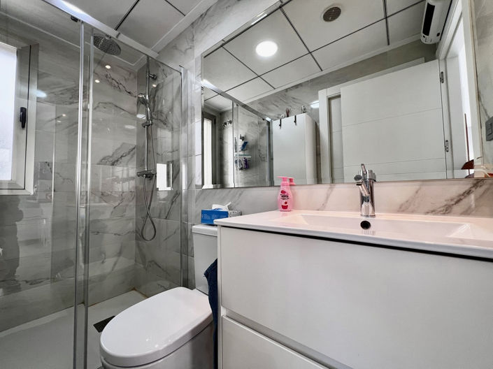 Image No.20-3 Bed Property for sale