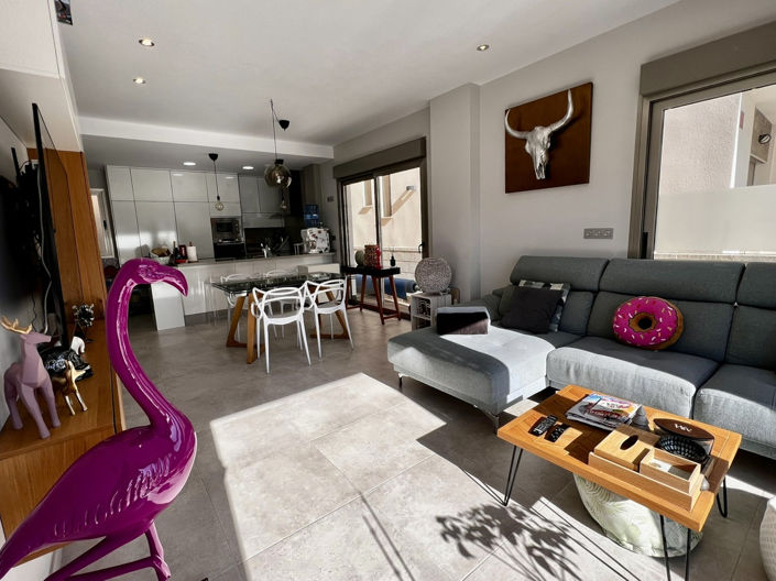 Image No.7-3 Bed Property for sale