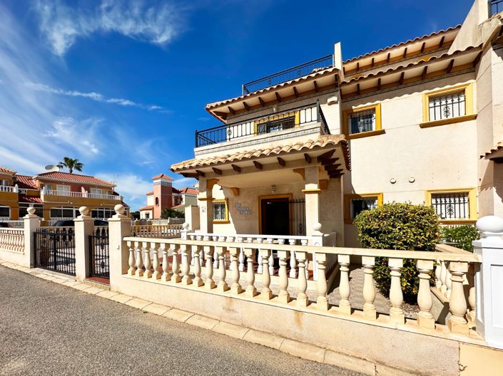 Image No.3-Maison de ville de 2 chambres à vendre à Cabo Roig