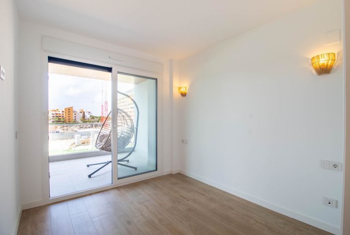 Image No.17-2 Bed Apartment for sale