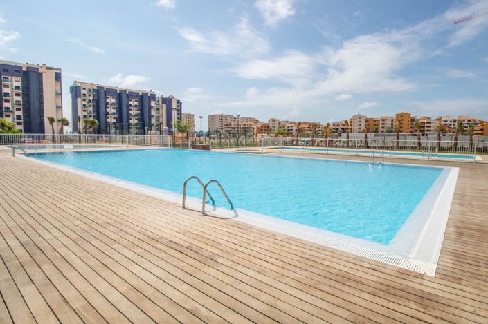 Image No.30-2 Bed Apartment for sale