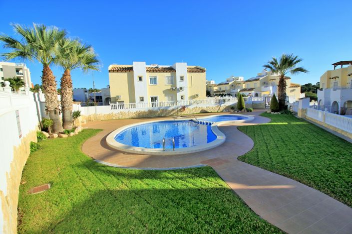 Image No.25-2 Bed Apartment for sale