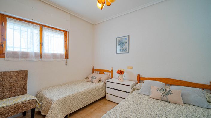 Image No.27-2 Bed Apartment for sale