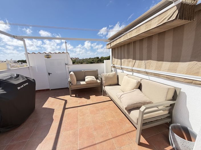 Image No.19-2 Bed Apartment for sale