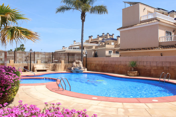 Image No.12-3 Bed Villa for sale