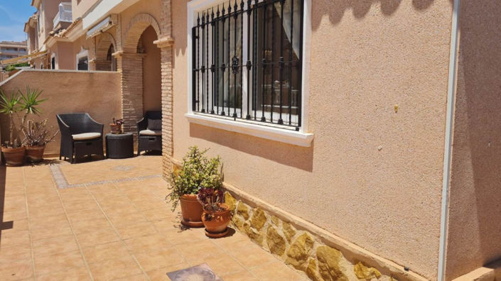 Image No.31-3 Bed Villa for sale