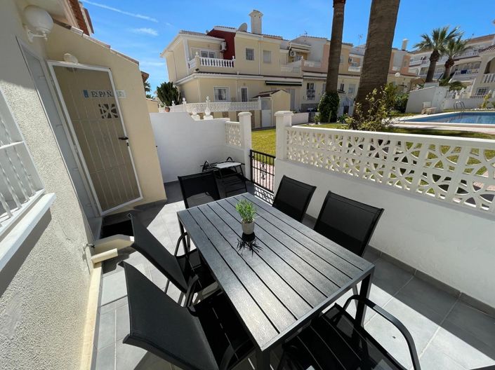 Image No.33-3 Bed Townhouse for sale