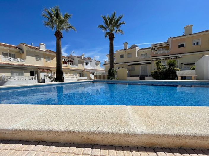 Image No.39-3 Bed Townhouse for sale