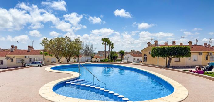 Image No.11-2 Bed Townhouse for sale