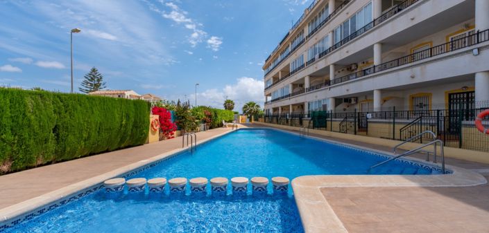 Image No.17-2 Bed Apartment for sale