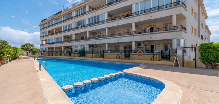 Image No.29-2 Bed Apartment for sale