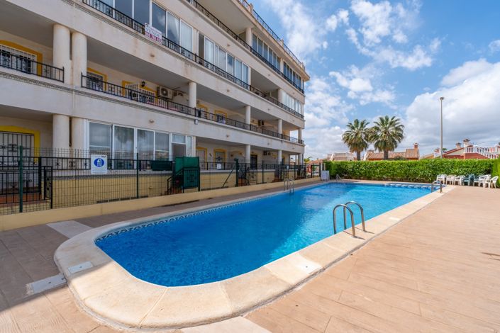 Image No.27-2 Bed Apartment for sale