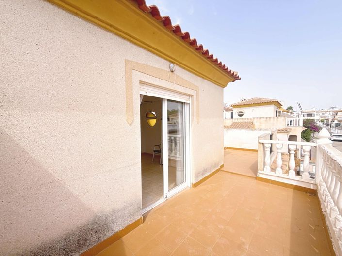 Image No.2-3 Bed Quad for sale
