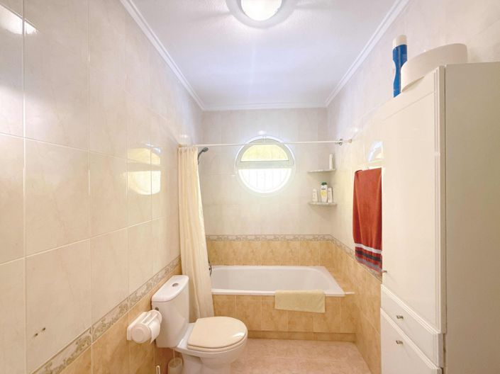Image No.20-3 Bed Quad for sale