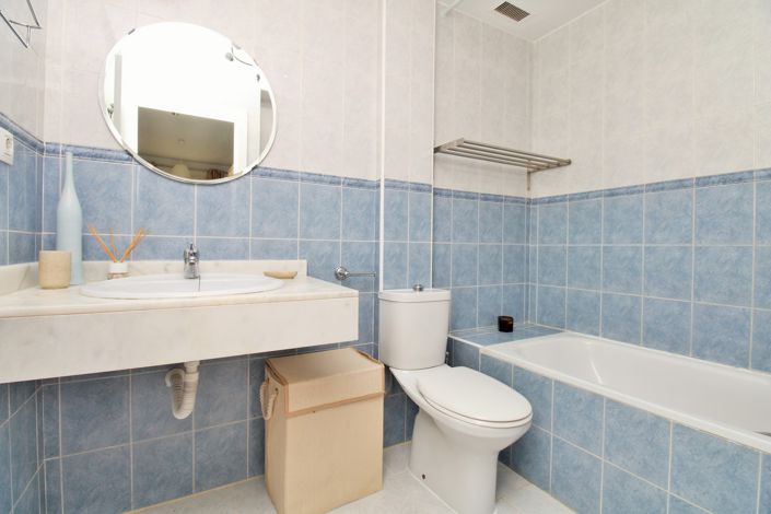 Image No.19-2 Bed Apartment for sale