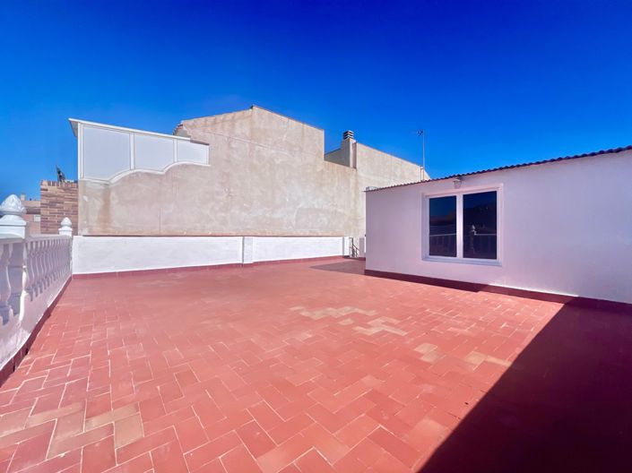 Image No.19-4 Bed Duplex for sale