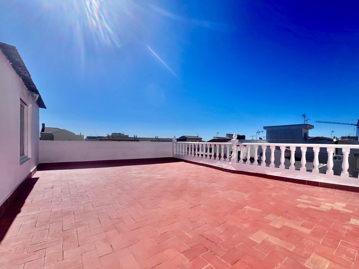 Image No.22-4 Bed Duplex for sale