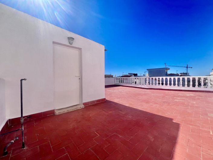 Image No.24-4 Bed Duplex for sale