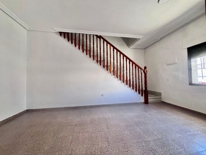 Image No.4-4 Bed Duplex for sale