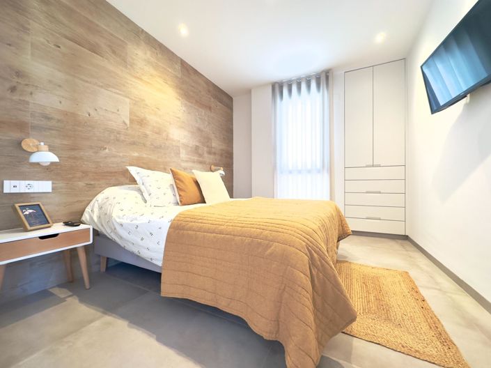 Image No.22-3 Bed Apartment for sale