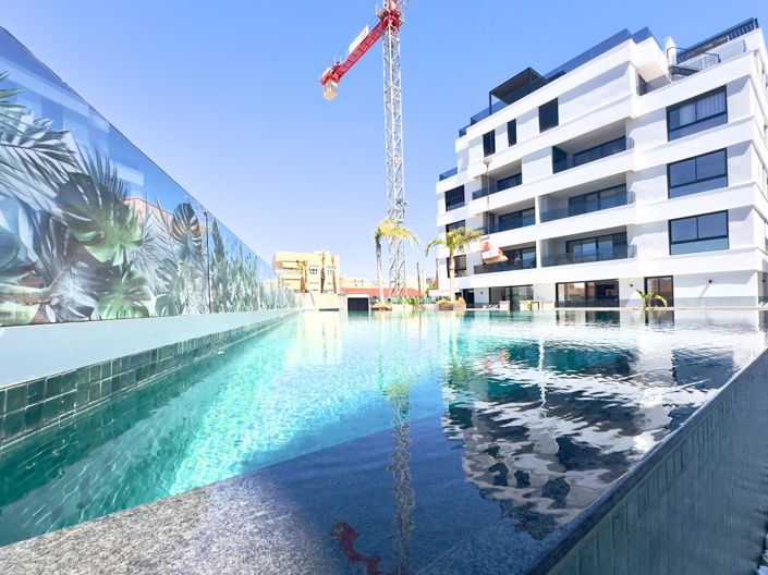 Image No.45-3 Bed Apartment for sale