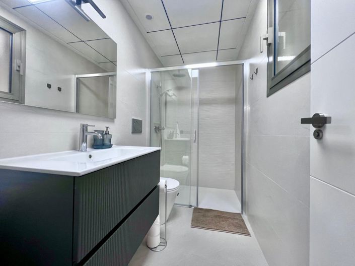 Image No.16-2 Bed Apartment for sale