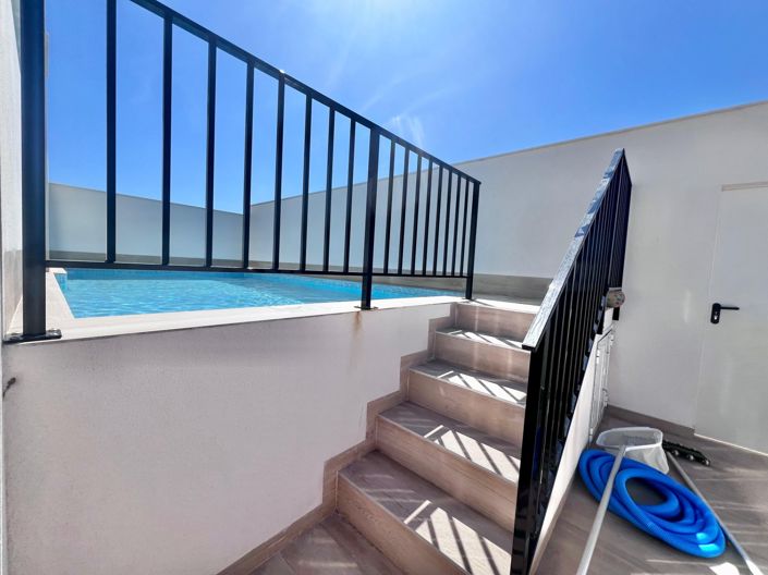 Image No.17-2 Bed Apartment for sale