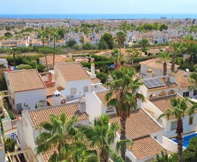 Image No.10-3 Bed Villa for sale