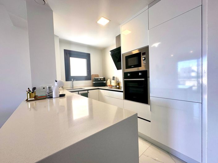 Image No.15-2 Bed Apartment for sale