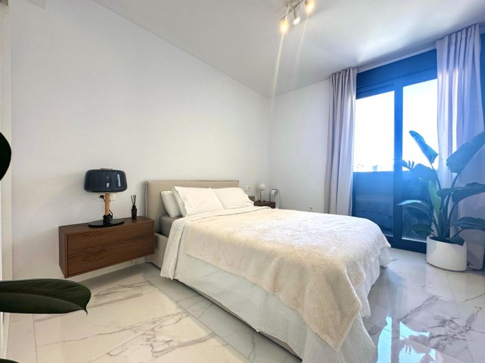 Image No.19-2 Bed Apartment for sale