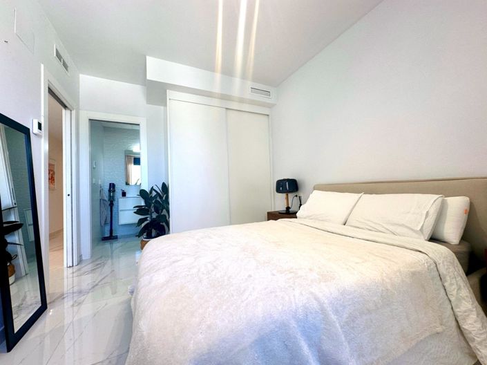 Image No.21-2 Bed Apartment for sale