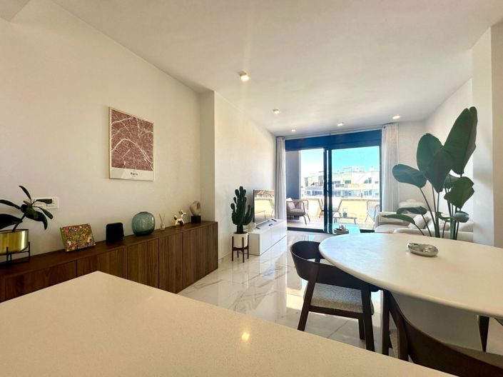 Image No.5-2 Bed Apartment for sale