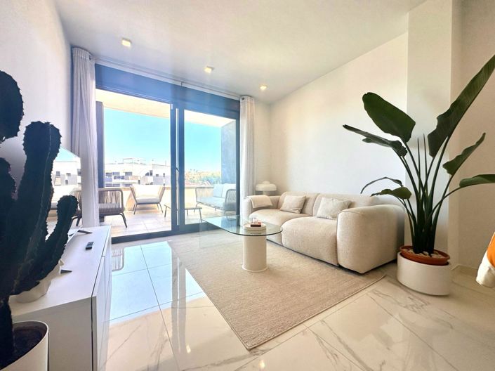 Image No.8-2 Bed Apartment for sale