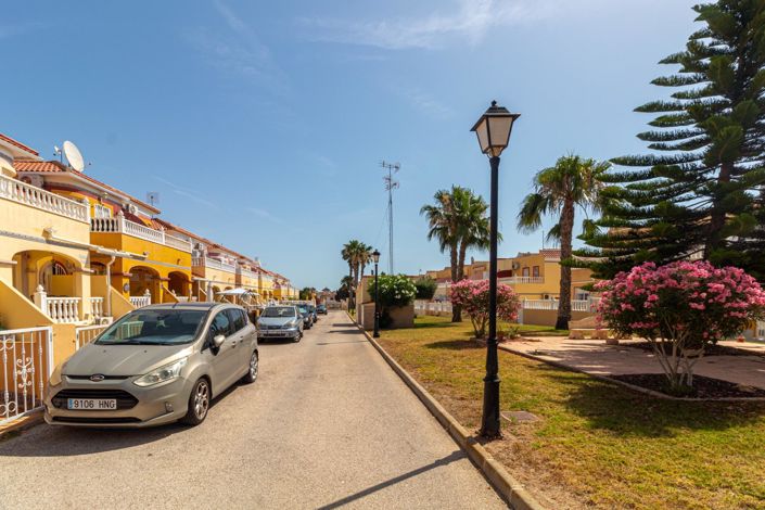 Image No.41-2 Bed Townhouse for sale