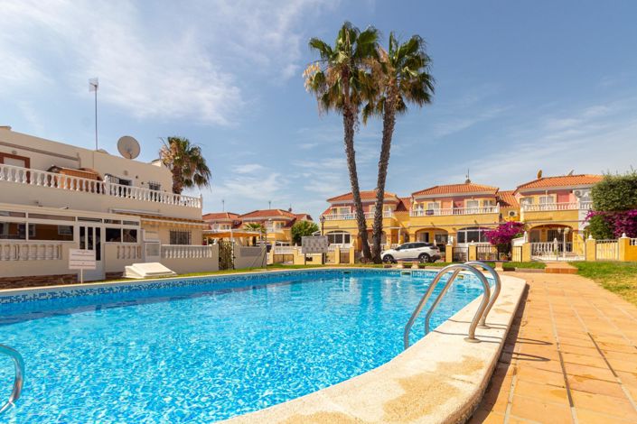 Image No.46-2 Bed Townhouse for sale