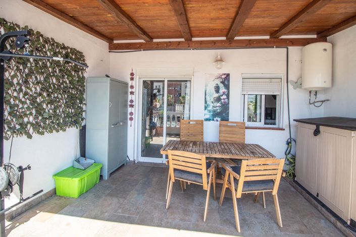 Image No.18-2 Bed Bungalow for sale