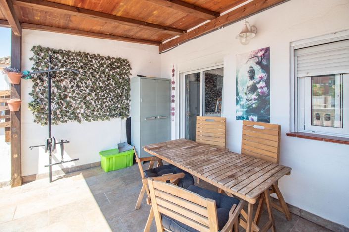 Image No.20-2 Bed Bungalow for sale