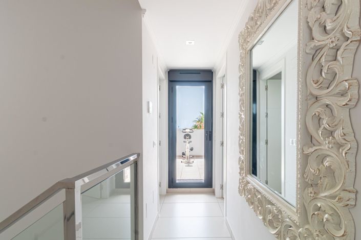 Image No.29-3 Bed Townhouse for sale