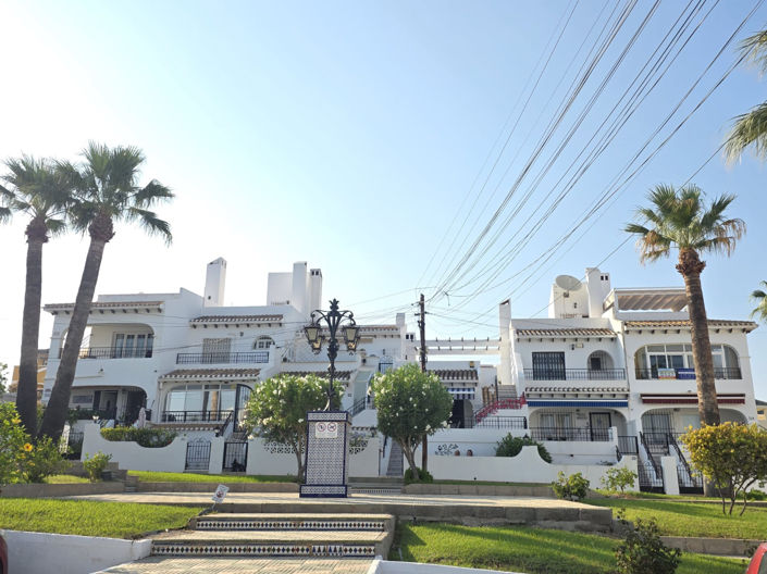 Image No.30-2 Bed Apartment for sale